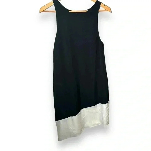 NWT Club Monaco Black/White Colorblock Dress 100% Silk Size 2 - Picture 2 of 8